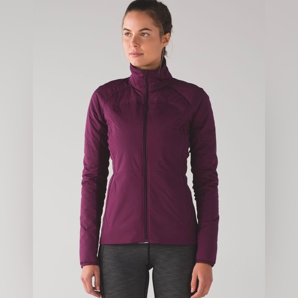 Run for cold lululemon puffer jacket - Plum - Picture 2 of 8